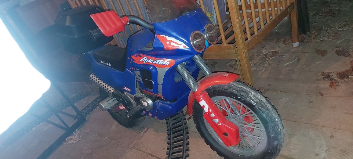 Vendo moto bateria