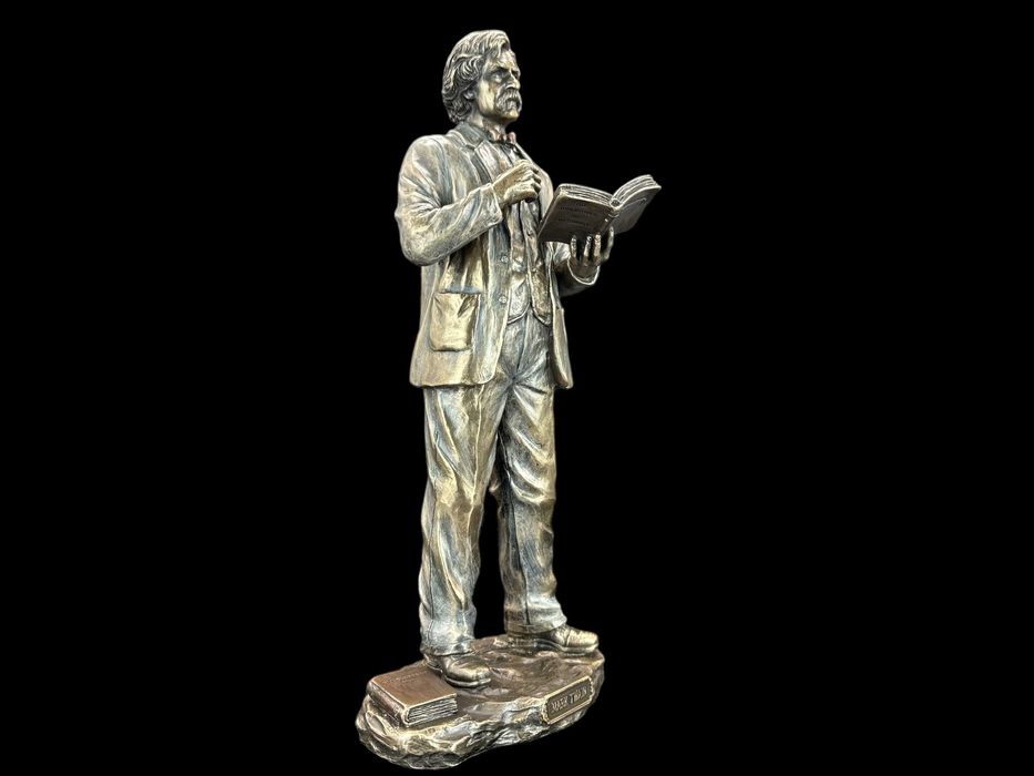 Stojący Mark Twain Veronese Wu77278a4