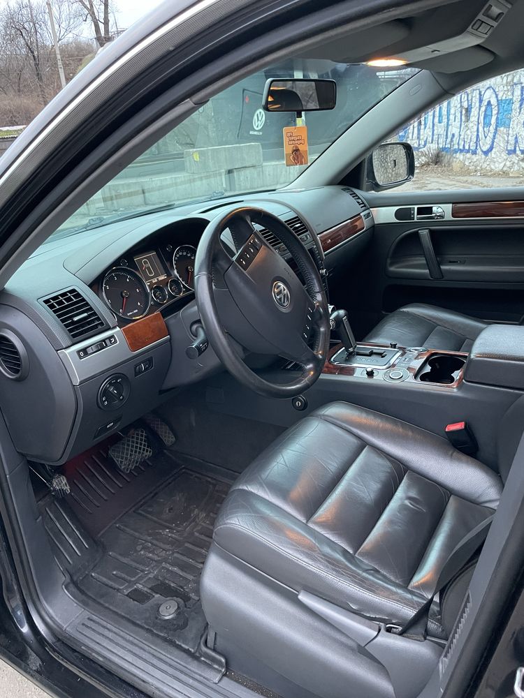 Продам Volkswagen Touareg 3.0TDI