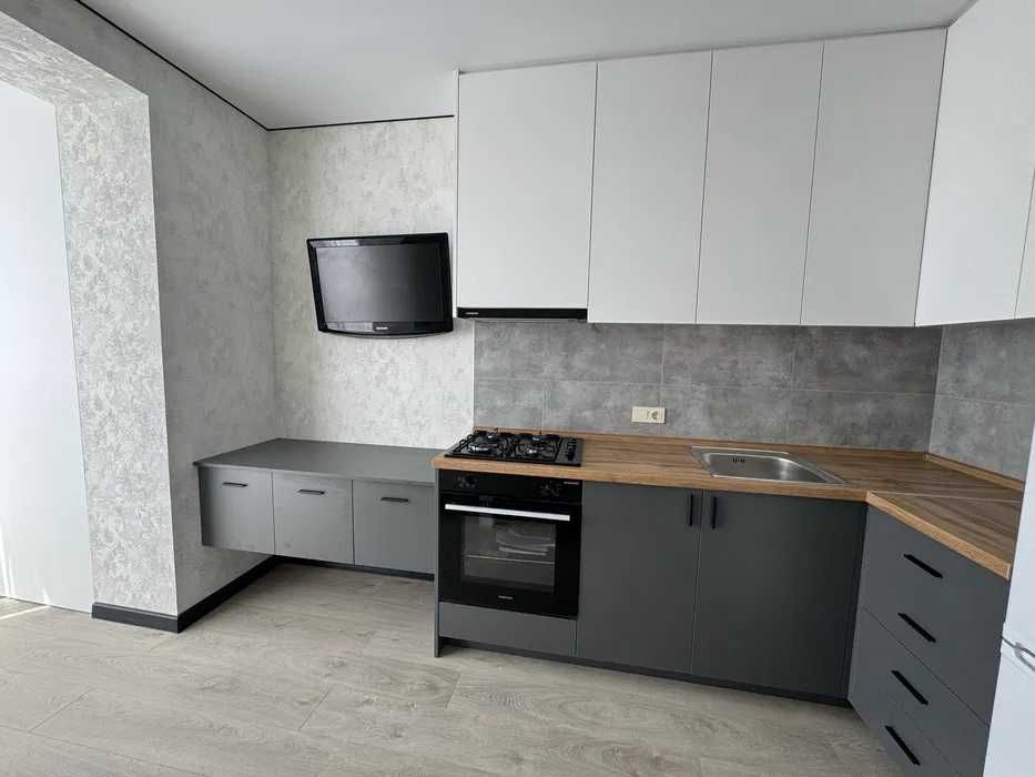 Продам однокімнатну квартиру в ЖК Щасливий у Дніпрі.