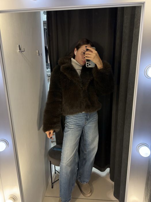 трендова коричнева шуба Zara