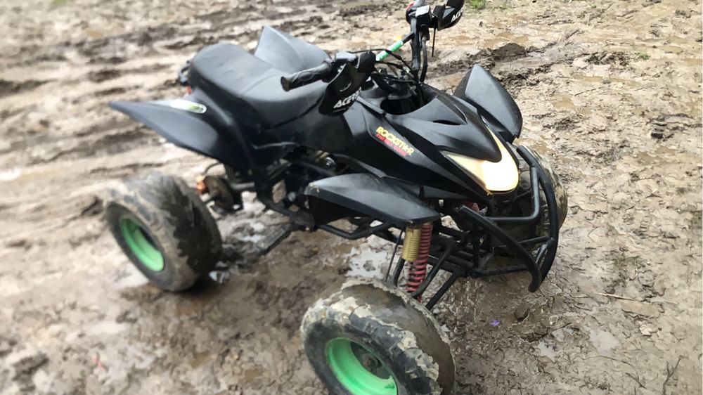 Quady 110 i 125 3+R półautomat na kolach 8 cali