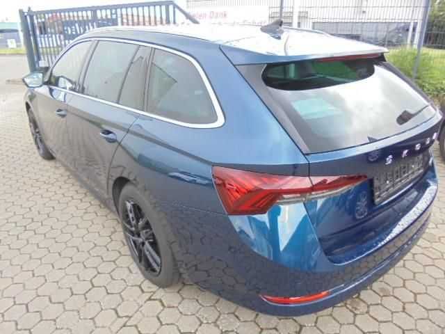 Бампер передній Skoda Octavia A8 запчастини Октавія А8 шрот