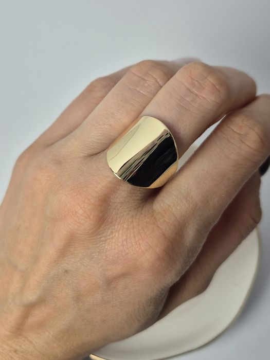 Nowy złoty pierścionek szeroki sygnet gładki błyszczący p. 585