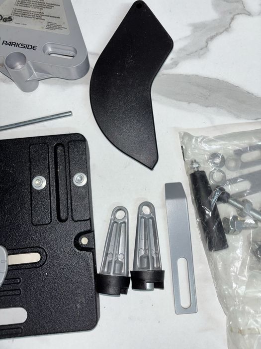 Suporte para Rebarbadeira Angular