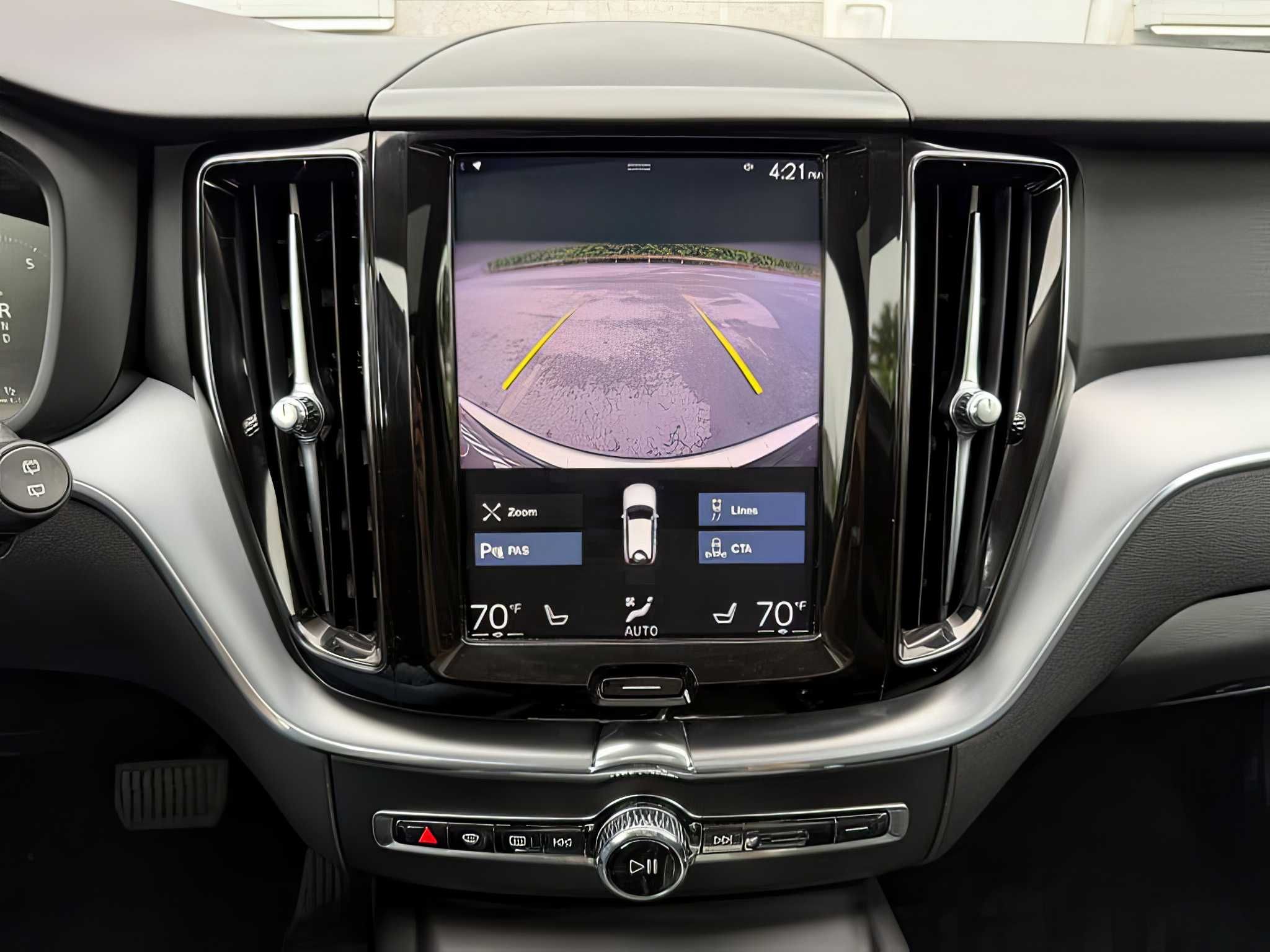 2020 Volvo XC60 T5 Momentum