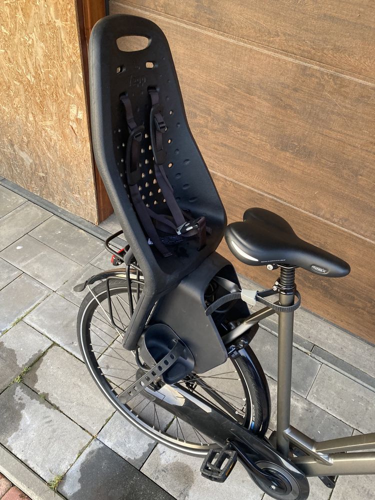 Thule Yepp Maxi Fotelik rowerowy black na bagażnik