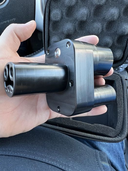 Зарядний Адаптер для станції CCS 2 to EV 150A CCS2 Combo Tesla