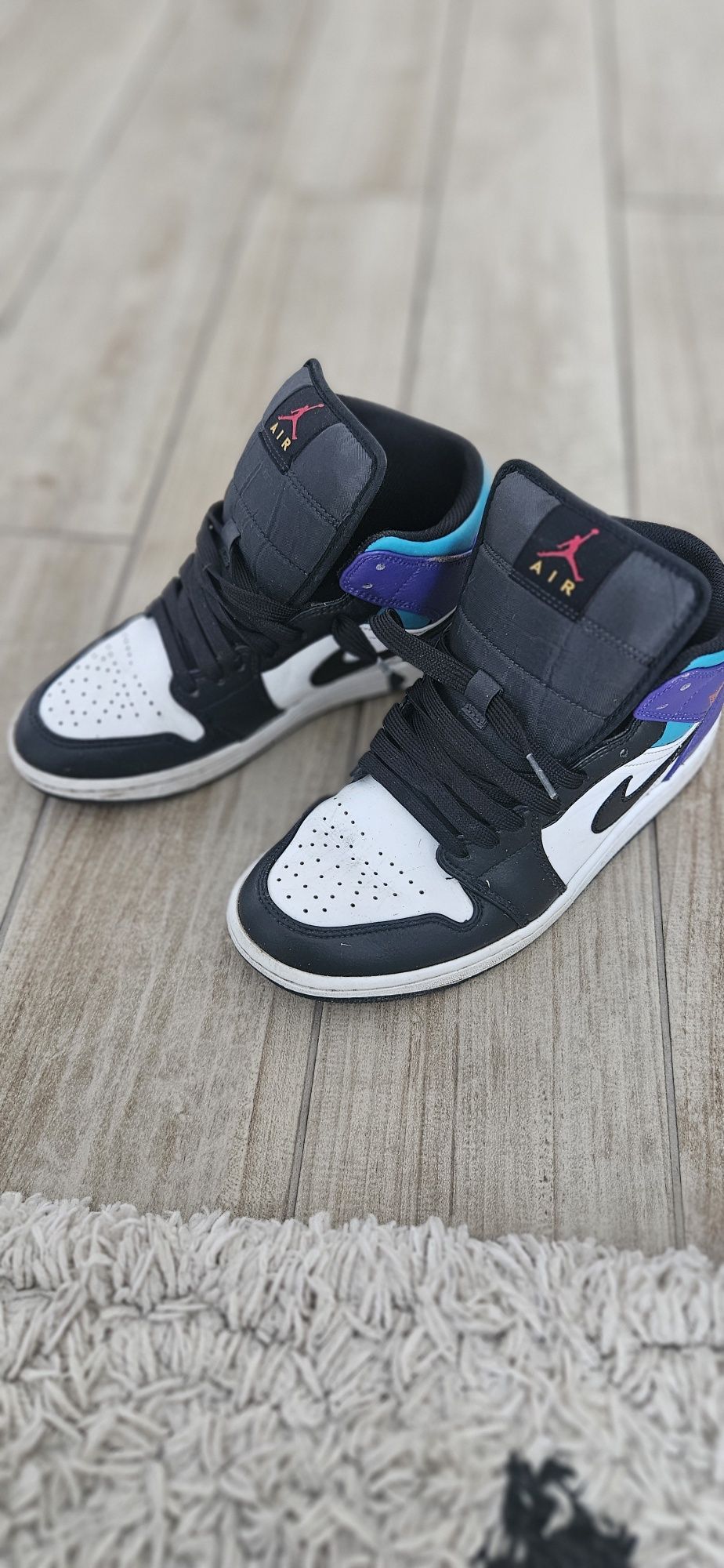 Nike Air Jordan 1 Mid