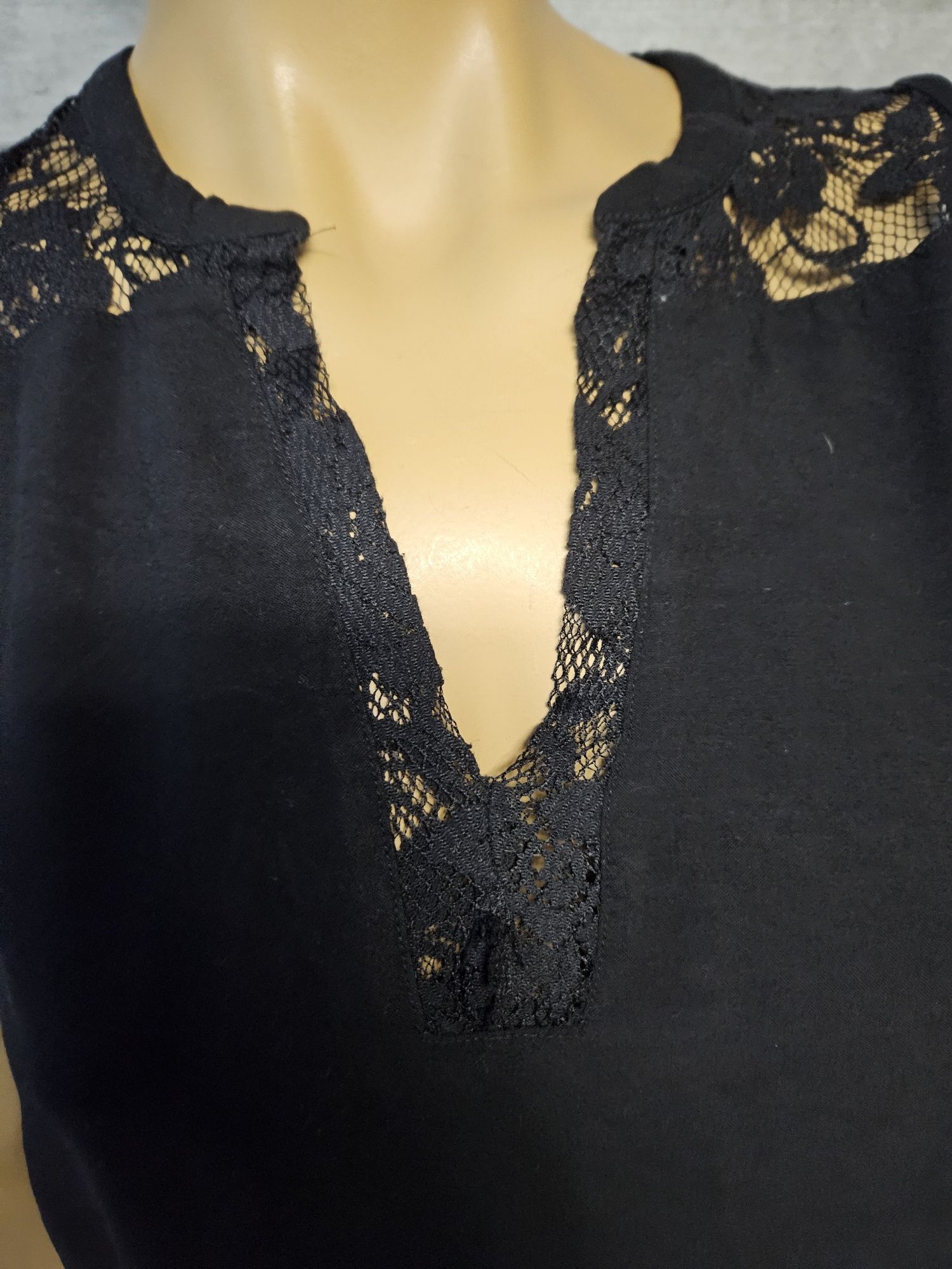 Elegancka bluzka z koronką Jacqueline de Yong rozmiar 36