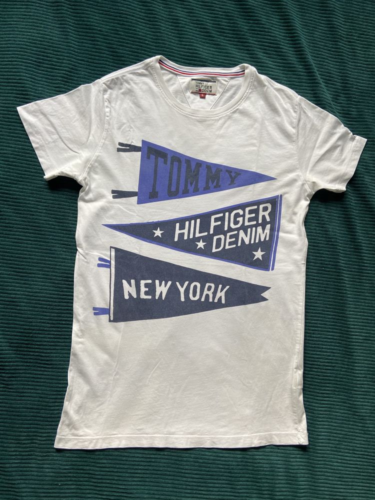 Biała koszulka tommy hilfiger
