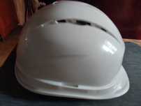 Kask, nowy hełm ochronny, wentylowany Deltaplus
