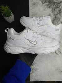 42 (26.5 см) Расродажа Кроссовки Nike Air Zoom Structure White