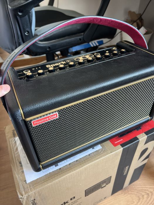 Positive Grid Spark 2 + pedal