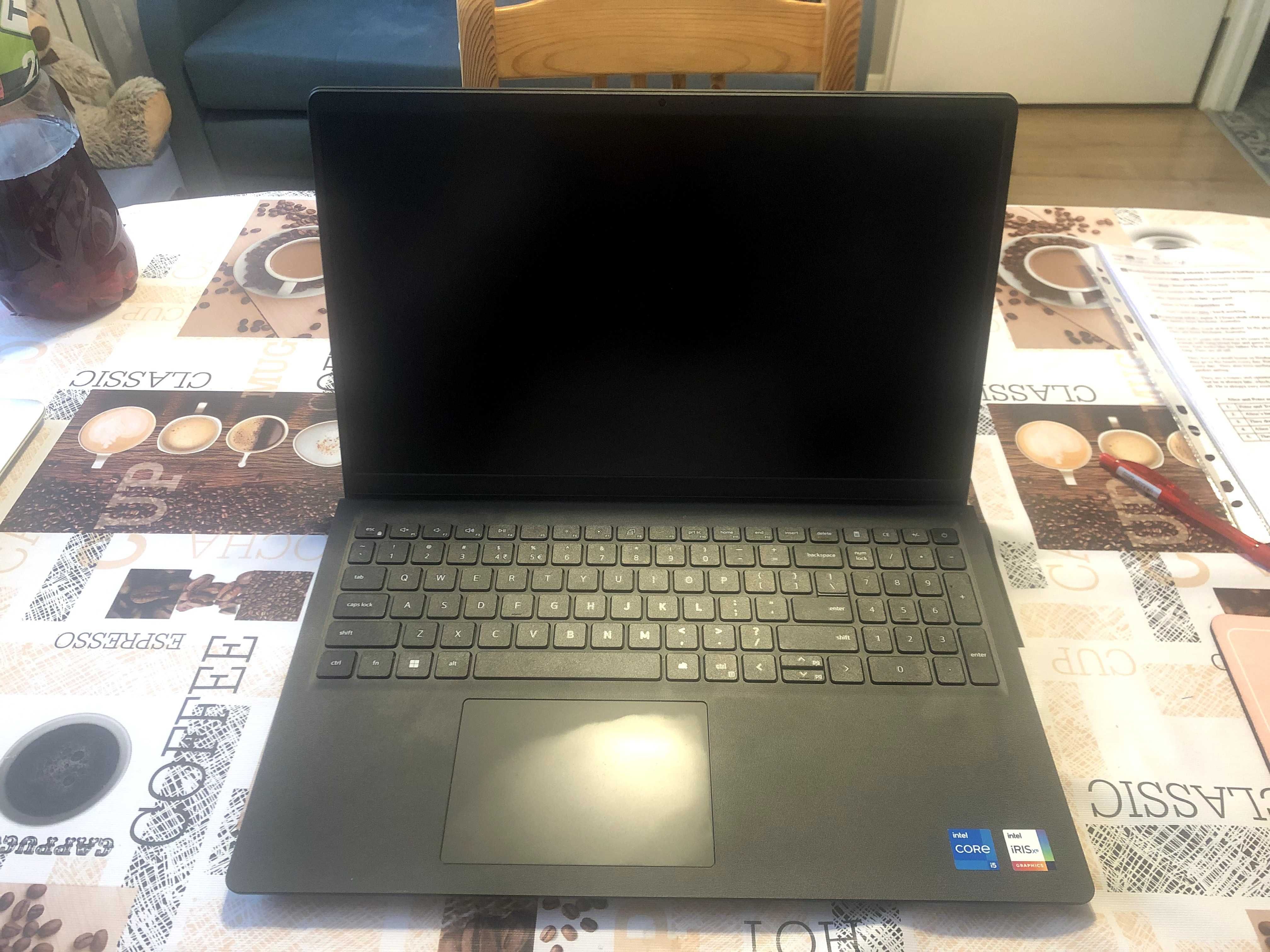 laptop dell vostro 3520