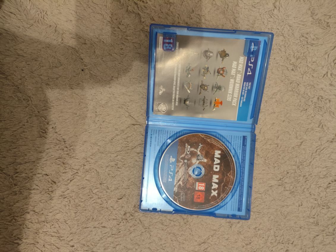 Sprzedam grę Mad Max na PS4