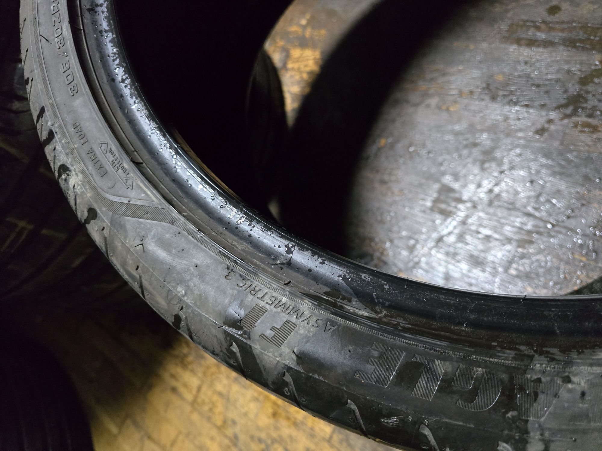 305/30ZR21 Goodyear Eagle f1 asymmetric 3