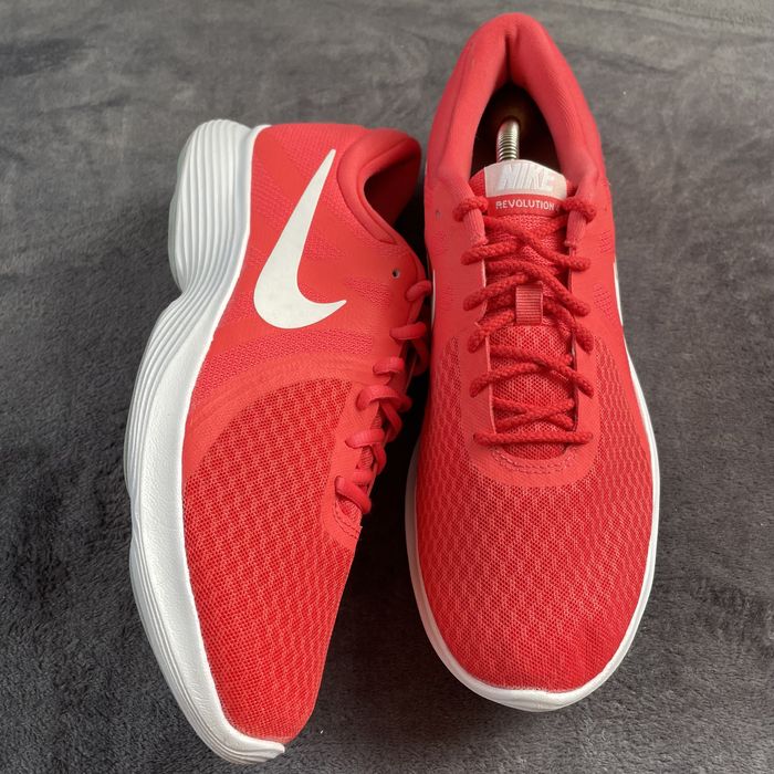 Жіночі кросівки Nike revolution 4. P. 40,5. Ідеал!!!