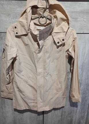 Ветровка плащ 2 в 1
Mango