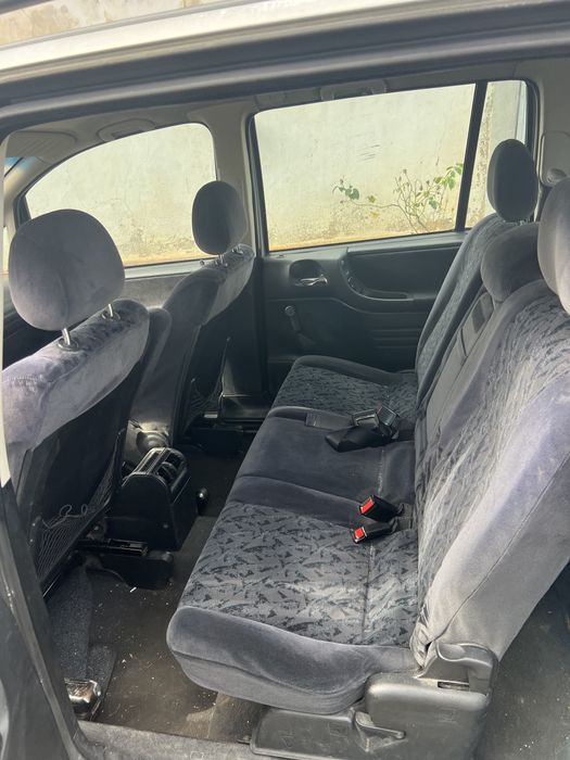 Opel zafira 2000 gpl com 7 lugares / economical minivan with 7 seats