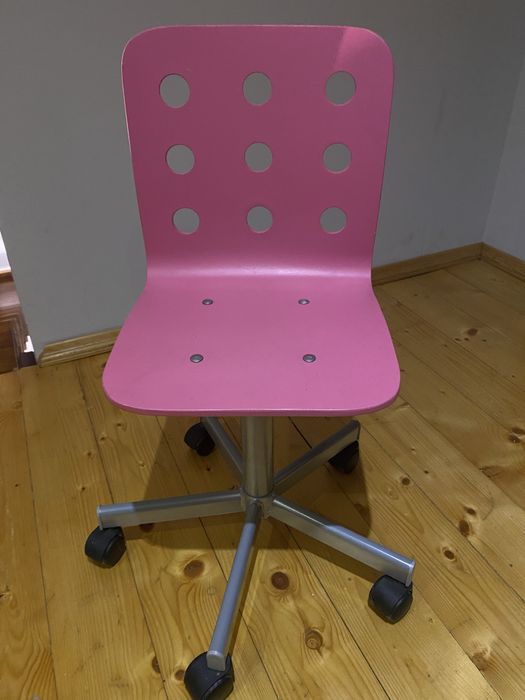 Krzeslo do biurka dla dziecka ikea