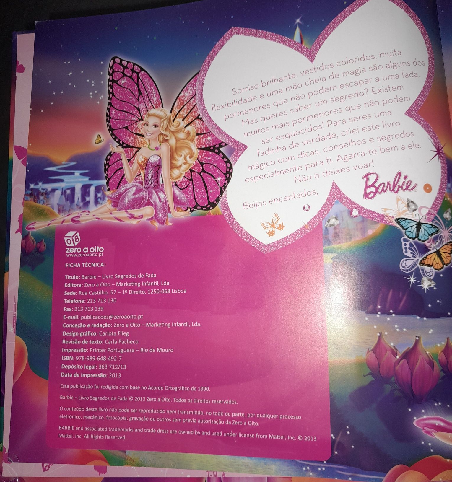 Livro Barbie com capa dura