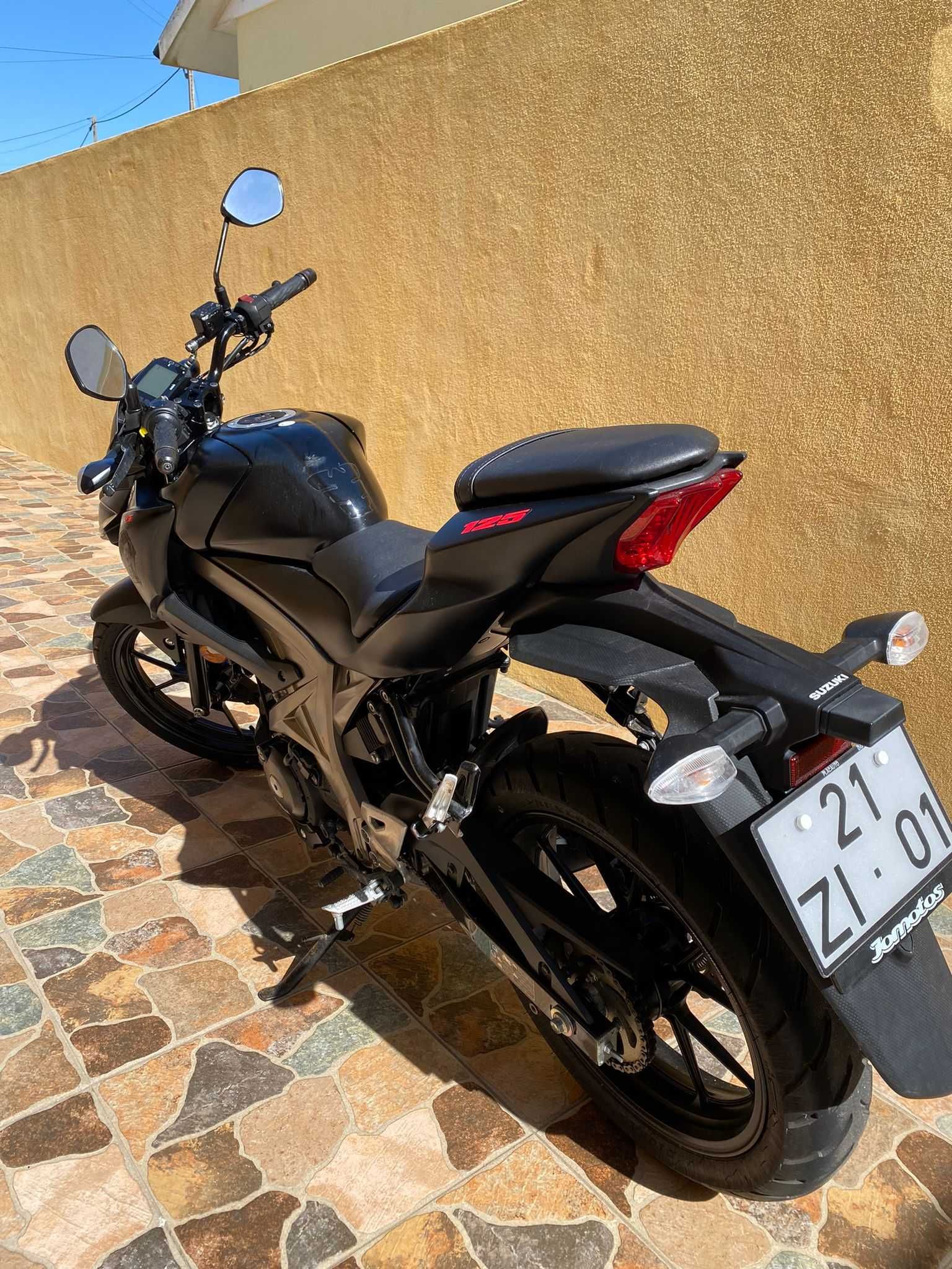 Suzuki GSX 125 cc