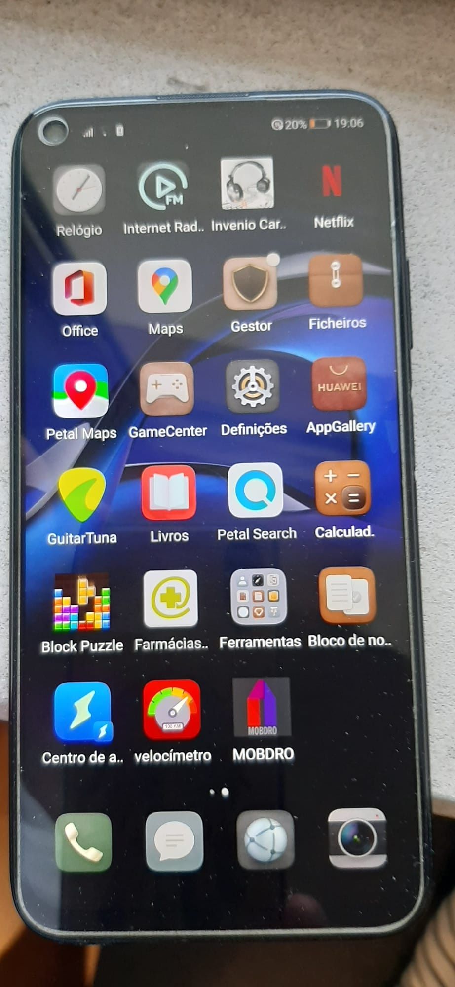 Huawei P40 como novo