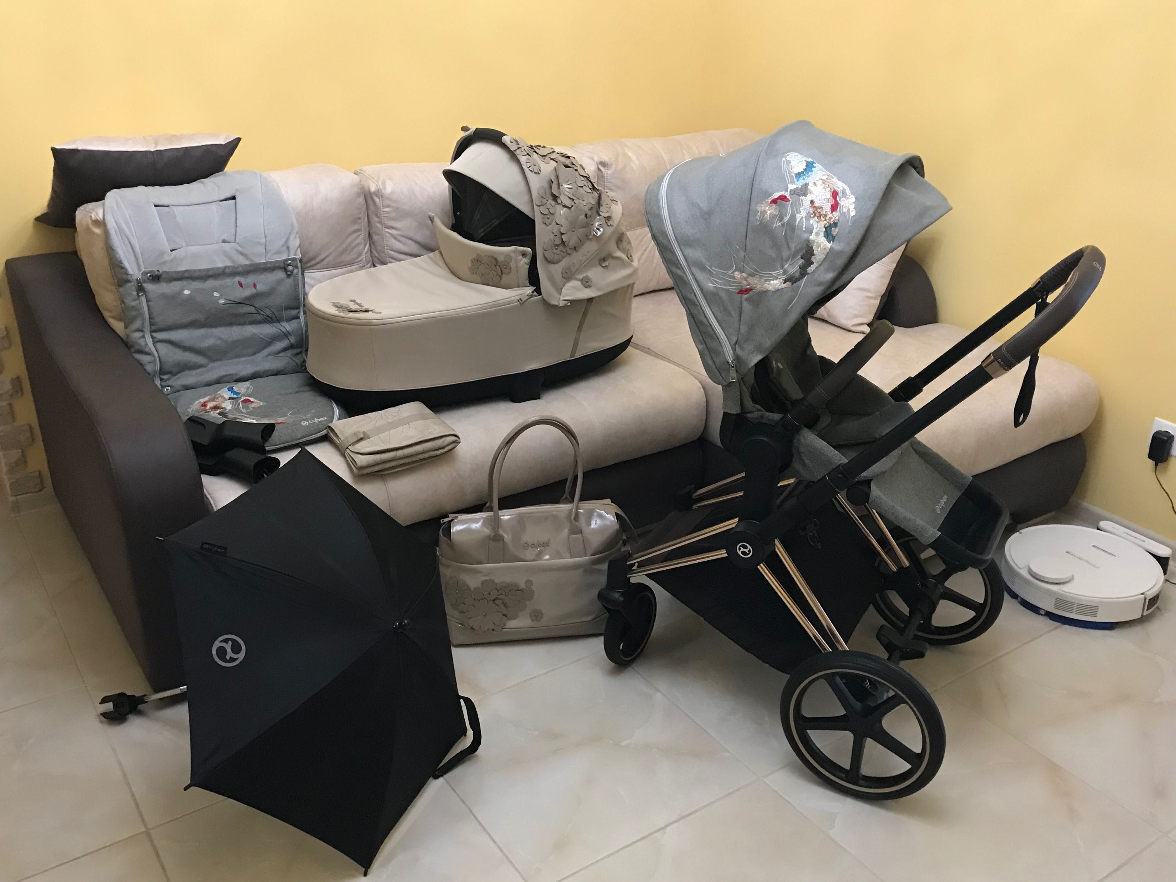 Коляска Cybex Priam 2в1 Simply Flowers beige + Koi на шассі rose gold
