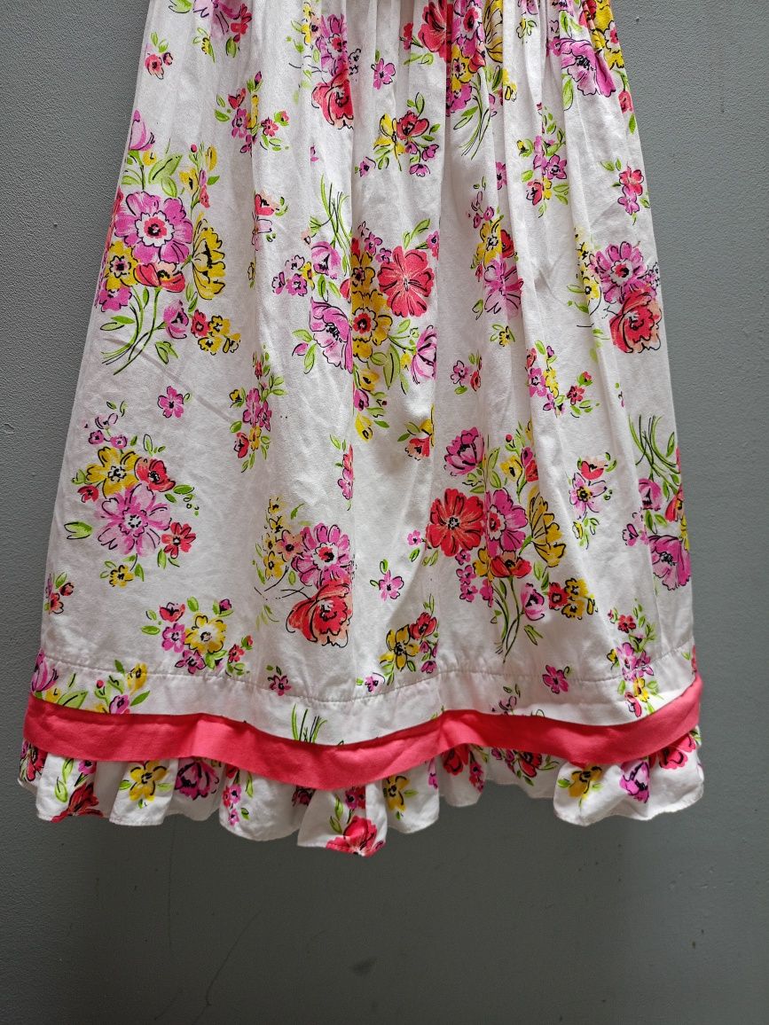 Śliczna sukienka roz 128 cm dla dziewczynki