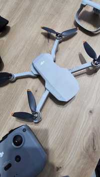 Dron dji mini 2 fly more combo  jak nowy