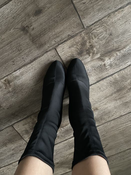 Bershka ботильйони-чулки 38 розмір