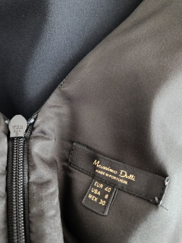 Sukienka ze złotym łańcuszkiem Mała czarna Massimo Dutti 38