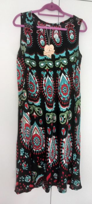 Vestido Lindíssimo TAM L/ XL Novo ( Portes incluídos)