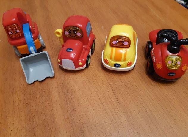 Zabawki samochodzik traktor
