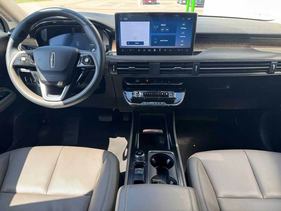 Lincoln Corsair Reserve      2023