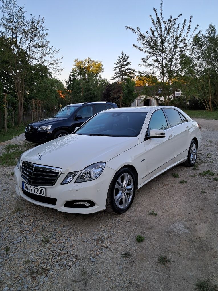 Mercedes-Benz Klasa E W212 SUPER STAN