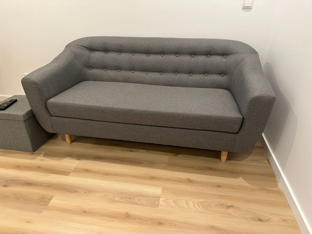 2 Sofás + Mesa de centro - Sala