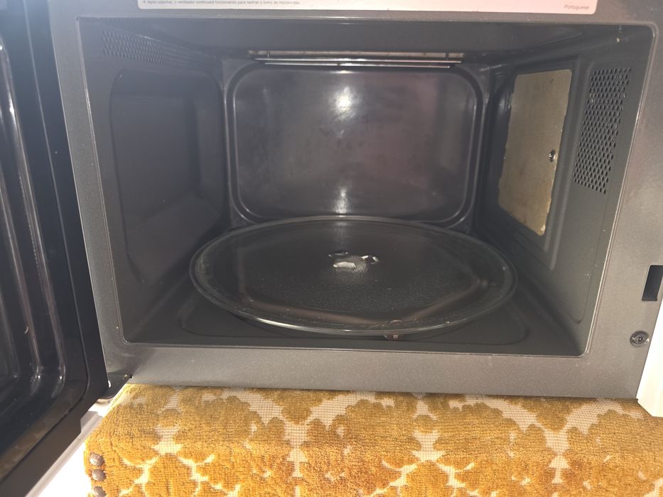 Micro-ondas LG usado