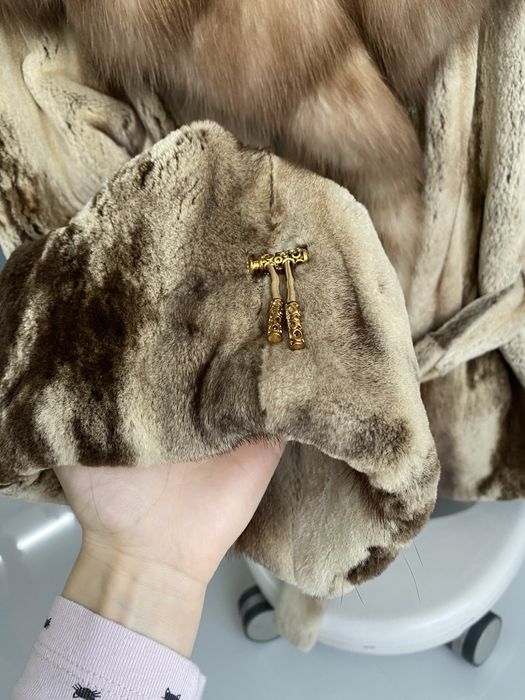 Неймовна фірмова шуба норкова з соболем італія 46/48