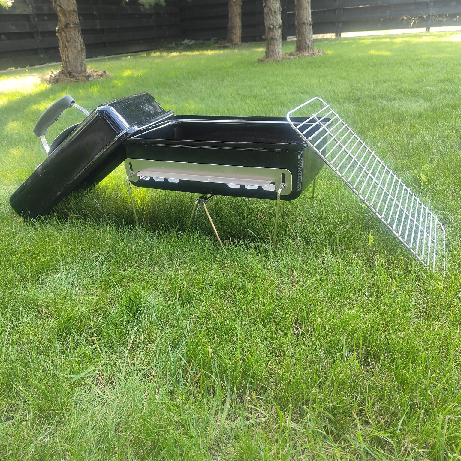 Вугільний гриль Weber Go-Anywhere. Мангал, барбекю.