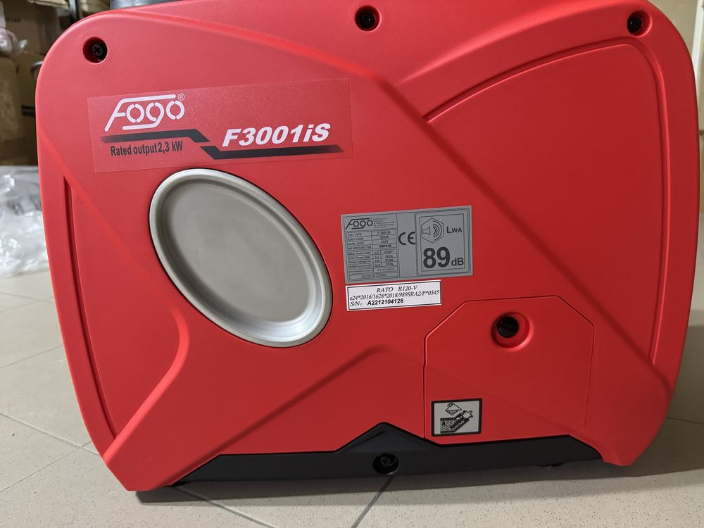 новий інверторний генератор Fogo F3001is, 2,5кВт