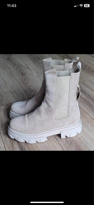 Buty Carini rozm 40