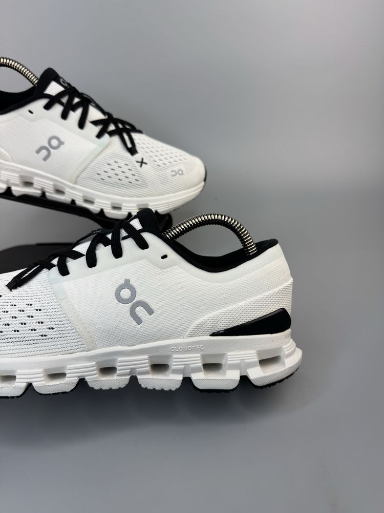 Кросівки On Running Cloud x4