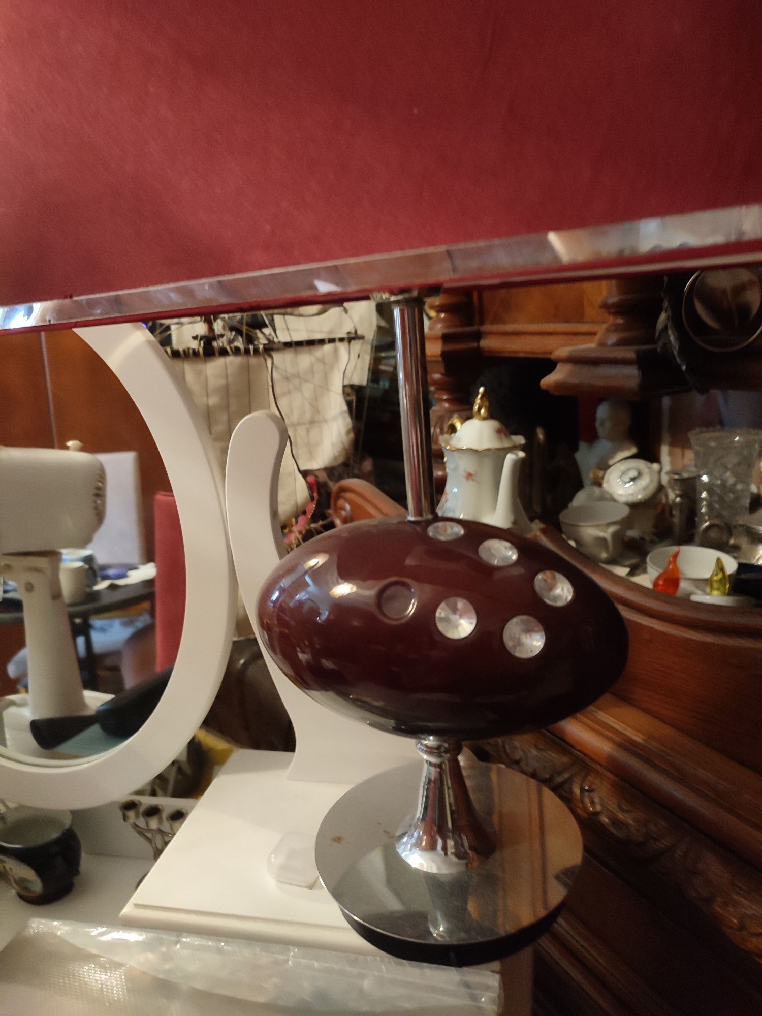 Lampa stojąca duża