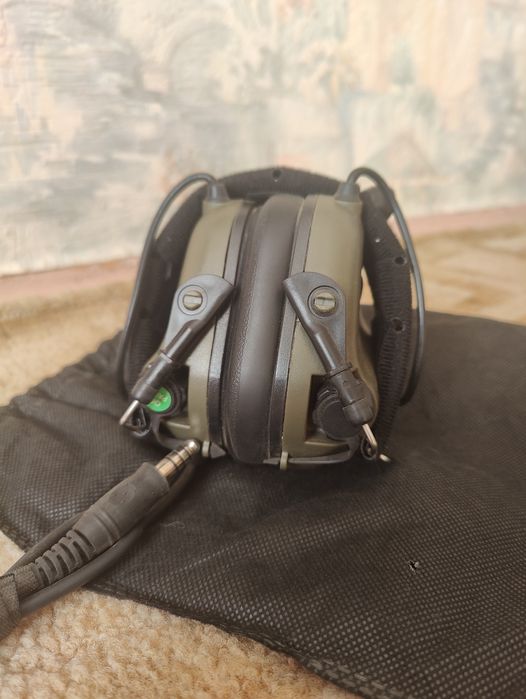 Активные наушники