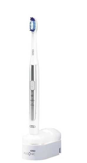 Продается  электирическая зубная щетка Oral-B Pulsonic Slim Pro Silver
