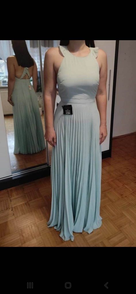Miętowa plisowana maxi sukienka