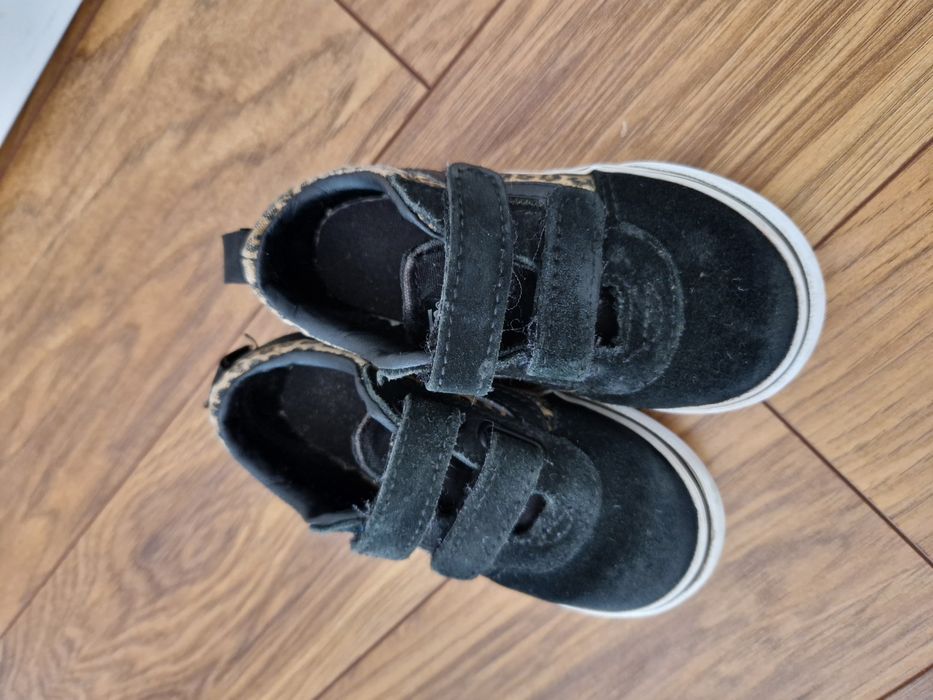 Buty Vans w panterkę 23.5