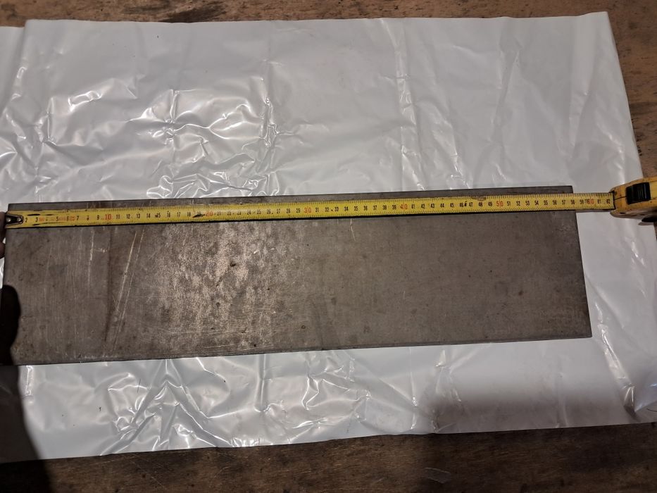 Продам пластину из нержавеющей стали.